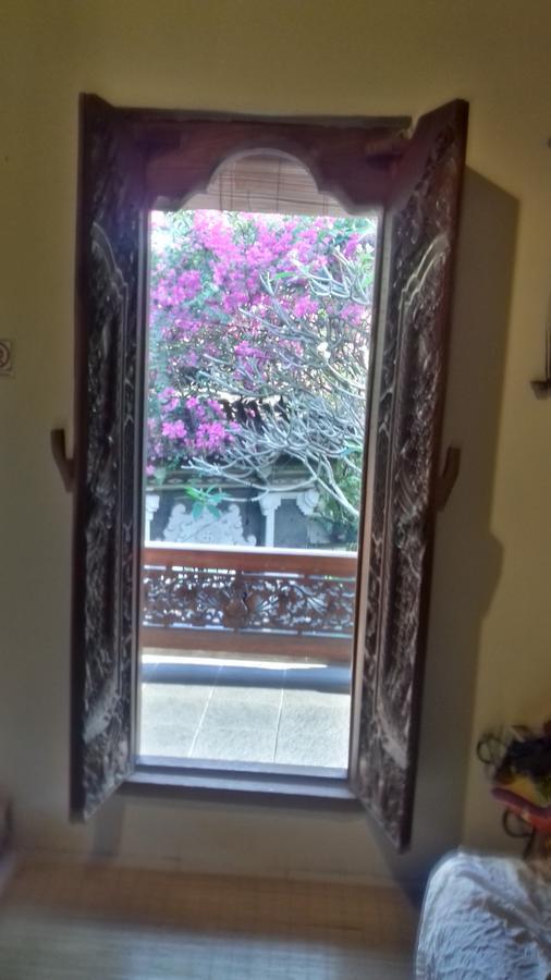 Shalana Homestay- Formerly Teka Teki House Семиняк Екстериор снимка